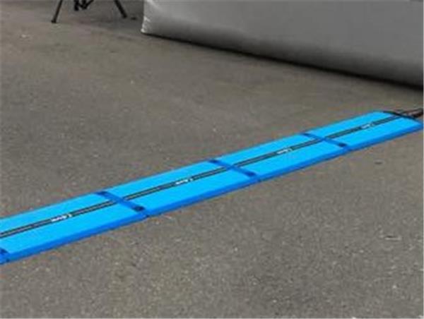 Trident UHF 4 Port Fold Out Ramp